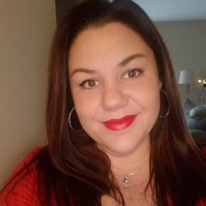 Meet your Posher, Carla